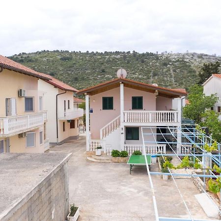 Seaside Holiday House Stupin Celine, Rogoznica - 19871 Екстер'єр фото